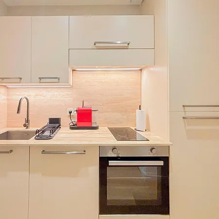 Petit Cocon Au Coeur Du Vieux-nice, Wifi, Ac, 2pers Апартаменты Ницца