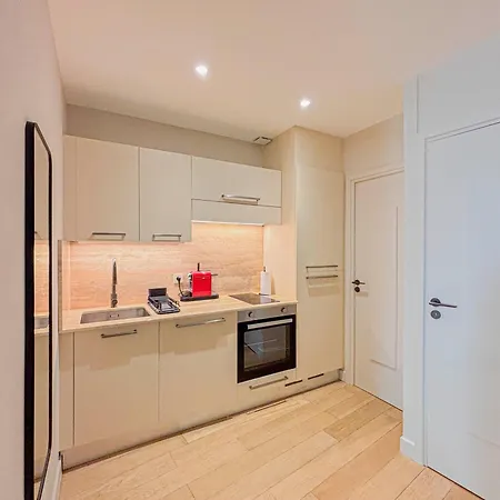 Petit Cocon Au Coeur Du Vieux-nice, Wifi, Ac, 2pers Апартаменты Ницца